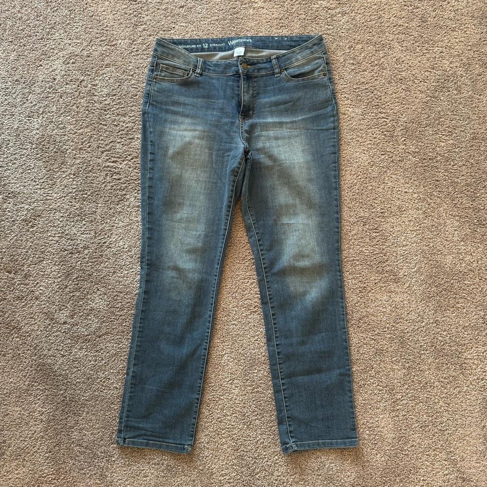 Straight leg jeans (has stretch!)